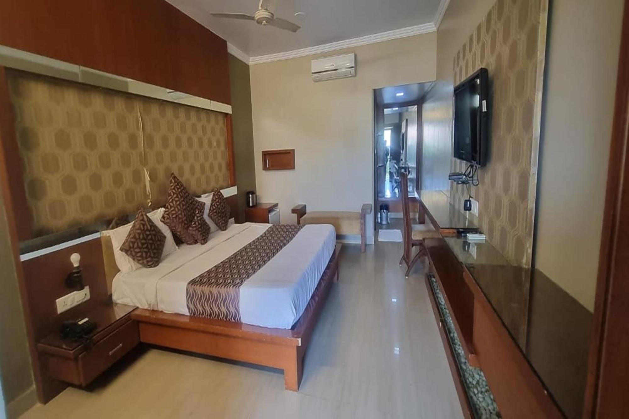 Rupis Resort Near Udaipur Airport Dabok Екстер'єр фото